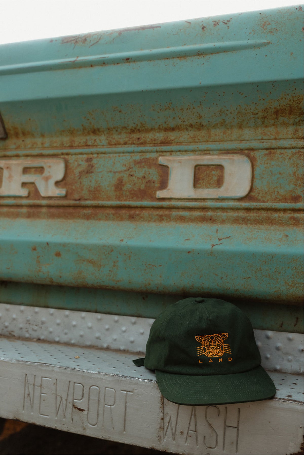 WELD X LAND Gato Hat